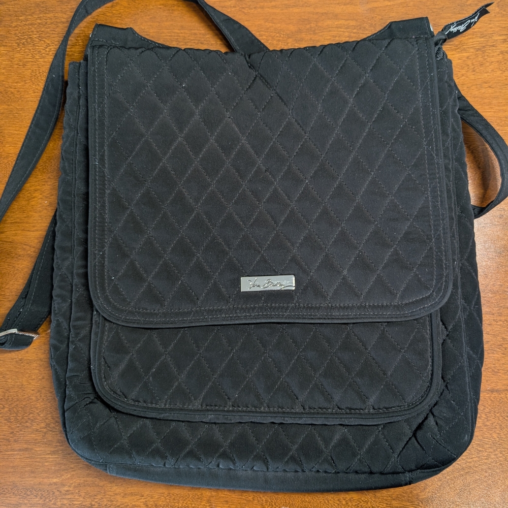 Black Quilted Vera Bradley Purse/Crossbody